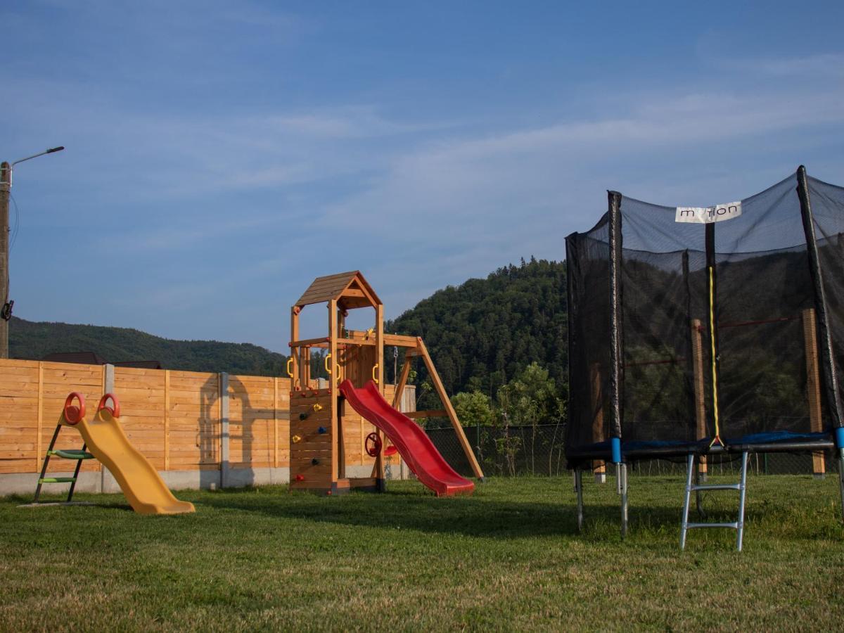 Dom Hills Bucovina Hotel Gura Humorului Exterior photo